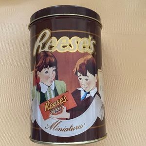 Vintage Reese’s Brown Hershey’s 6.5” Tin can